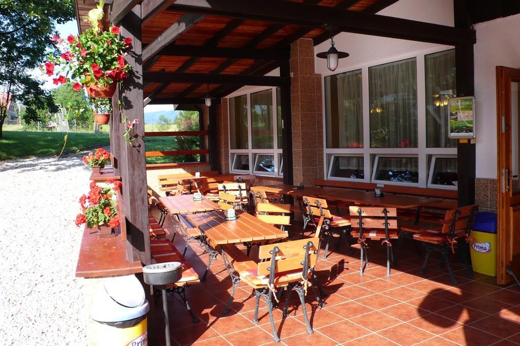 Lisci Mlyn Hotel Frenstat pod Radhostem Exterior photo